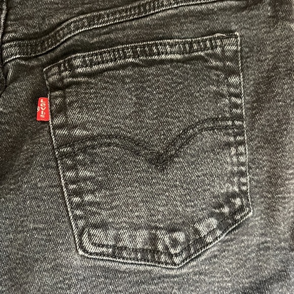 Levi’s Black Size 31 Red tag shorts - Picture 4 of 6